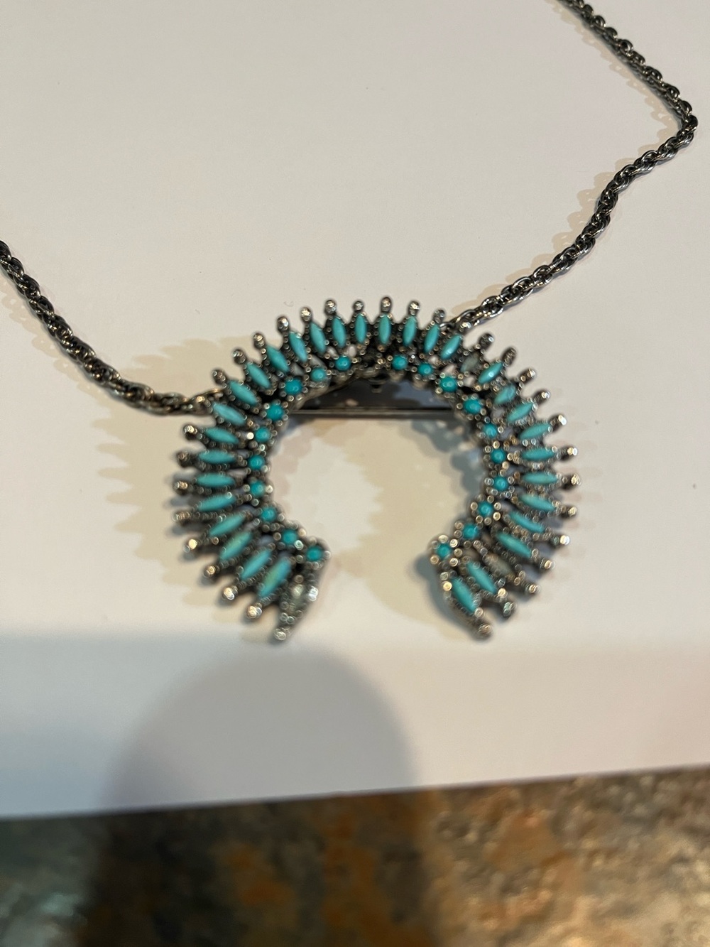 Vintage Silvertone faux turquoise necklace 3014